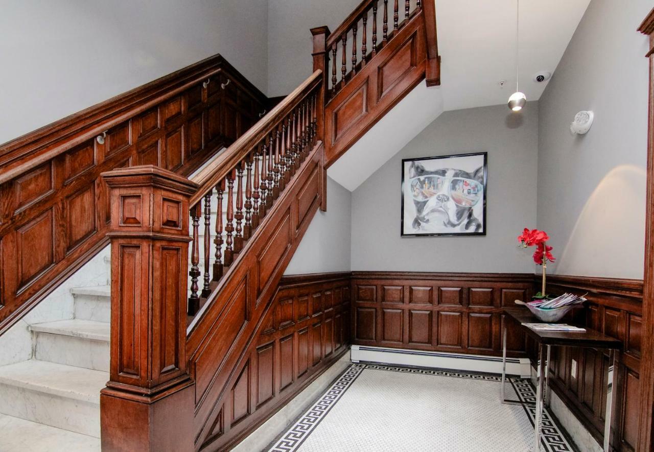 A Stylish Stay W/ A Queen Bed, Heated Floors.. #31 Brookline Exterior photo