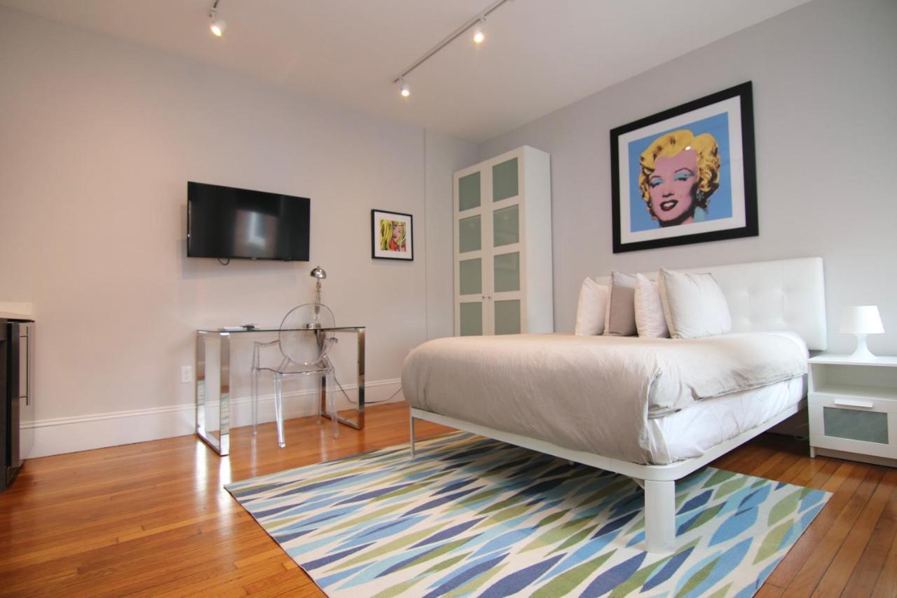 A Stylish Stay W/ A Queen Bed, Heated Floors.. #31 Brookline Exterior photo